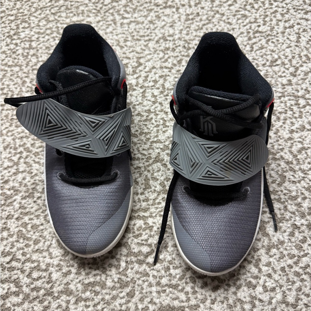 Nike Kids Sneakers - Gray and Black